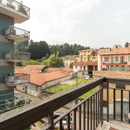 Ferienwohnung Bilocale Centro Biella Exterior foto