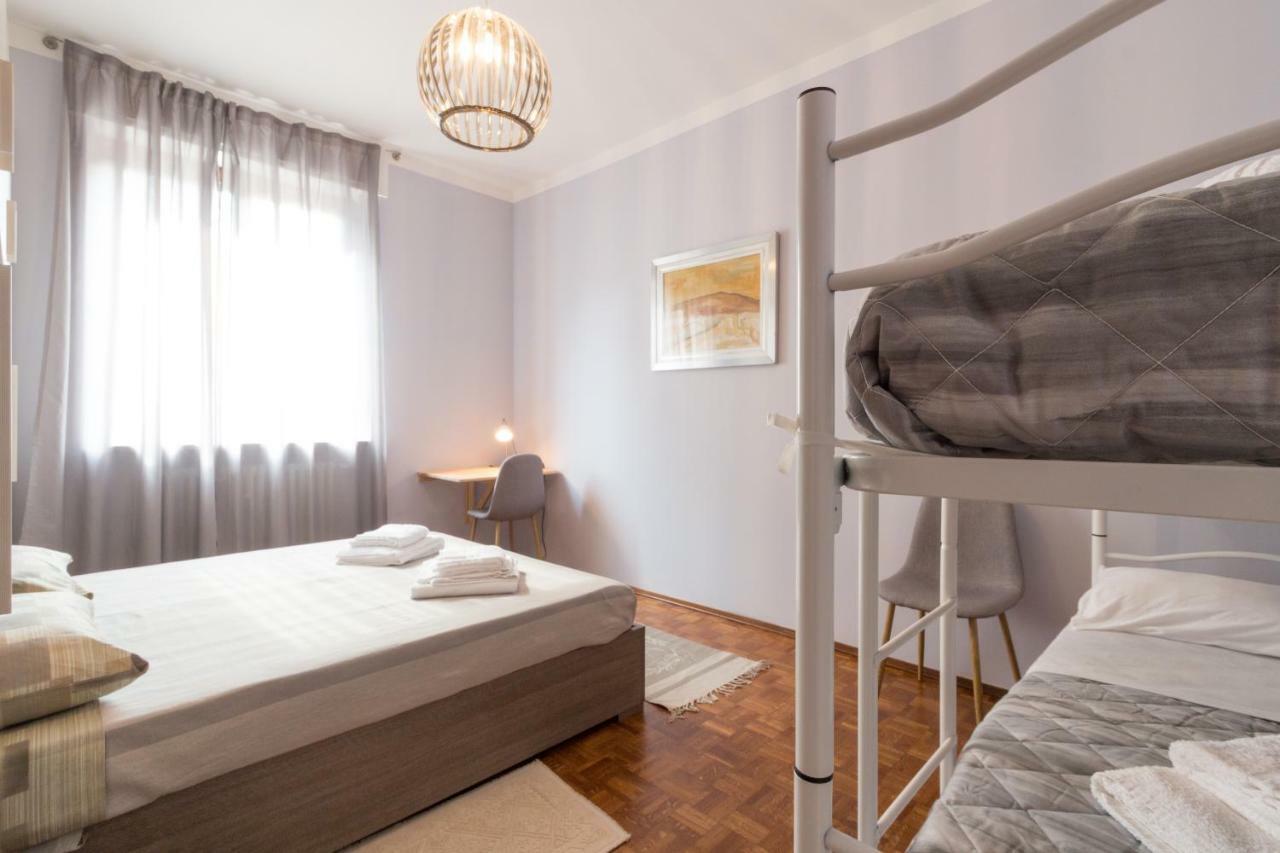 Ferienwohnung Bilocale Centro Biella Exterior foto