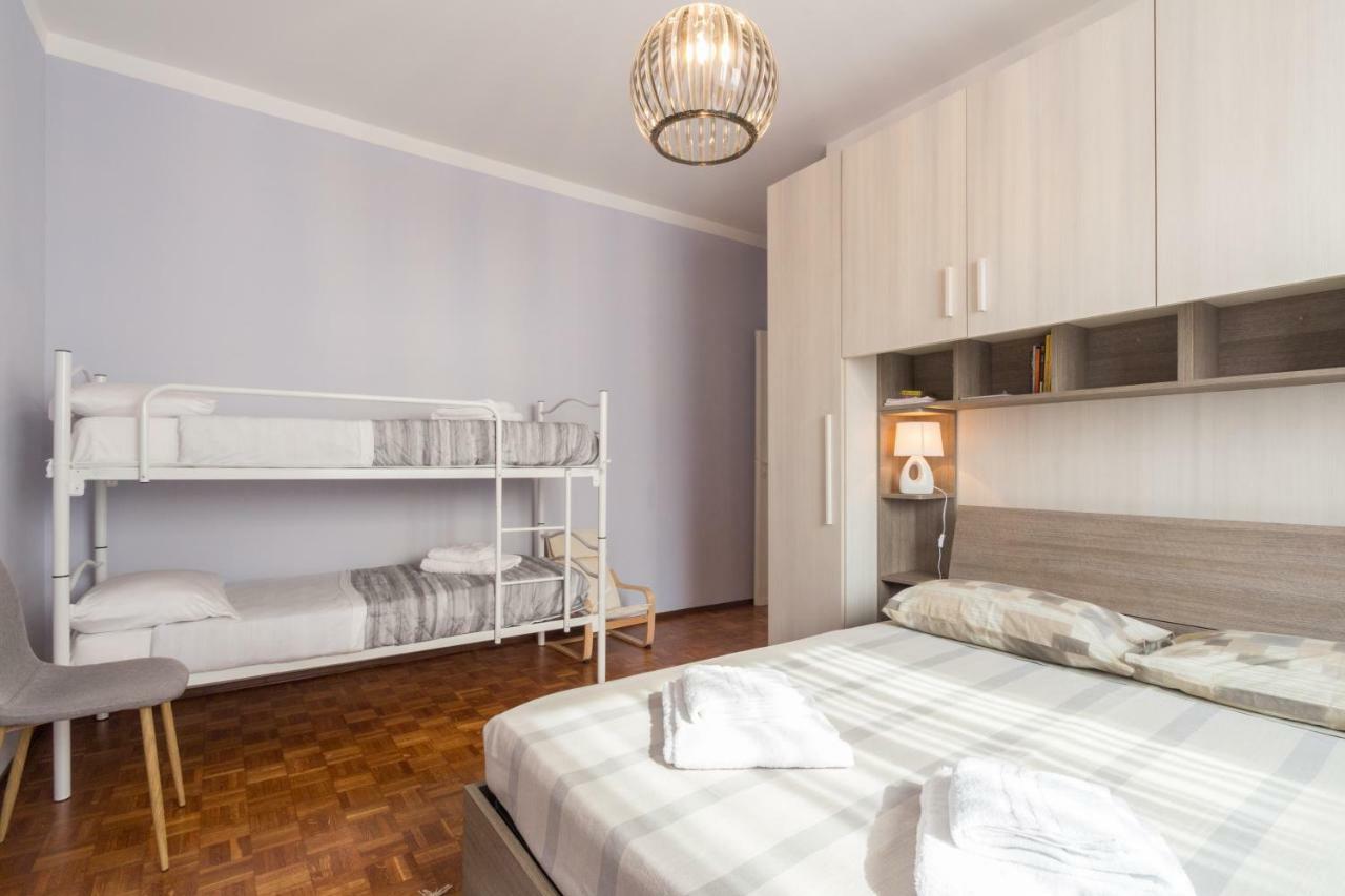 Ferienwohnung Bilocale Centro Biella Exterior foto