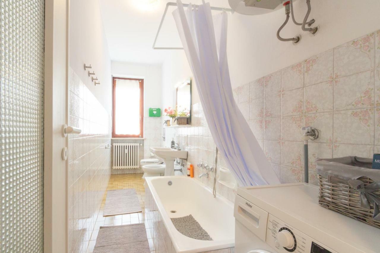 Ferienwohnung Bilocale Centro Biella Exterior foto